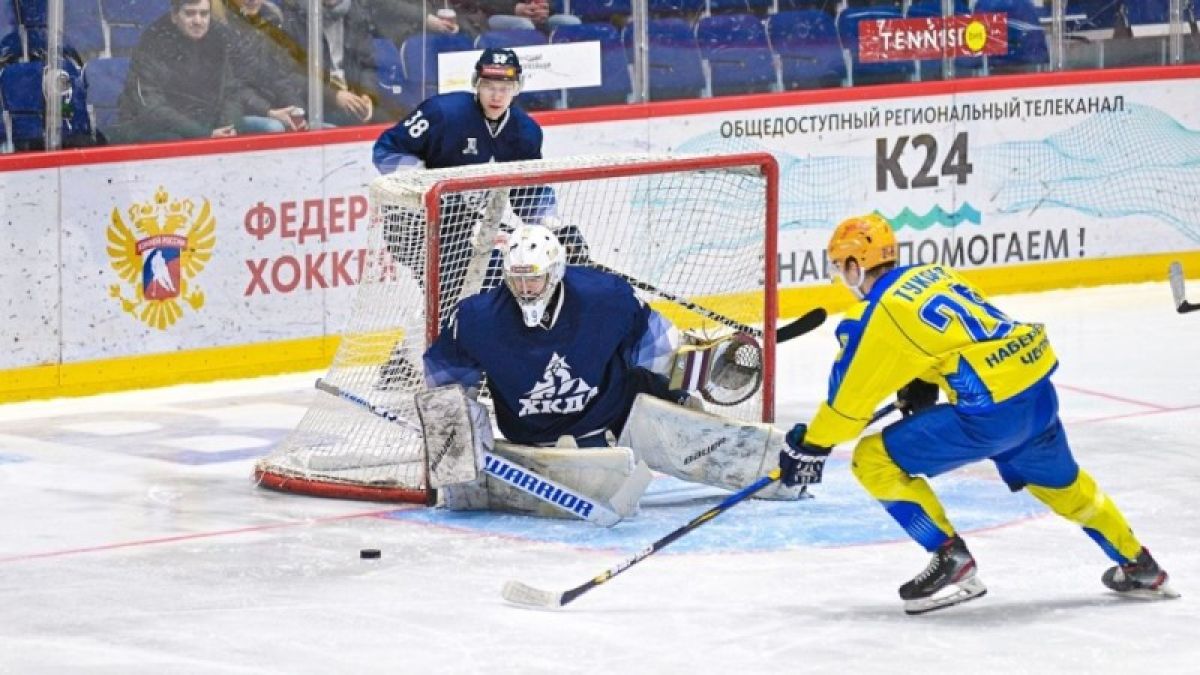 Хоккеисты "Динамо-Алтай" взяли бронзу регулярного первенства