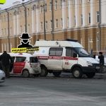В центре Барнаула произошло ДТП с участием скорой помощи и трех автомобилей