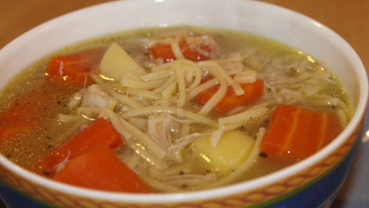Житель Барнаула вылил на лицо жены кипящий куриный суп