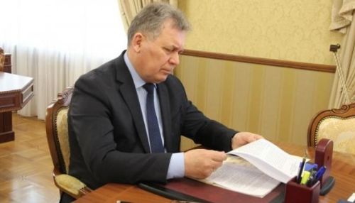 Романенко призвал исправить ошибки, из-за которых сносят дома в Барнауле