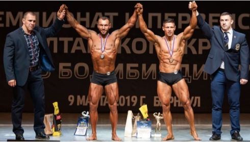 Чемпионат по бодибилдингу пройдет в Алтайском молодежном театре
