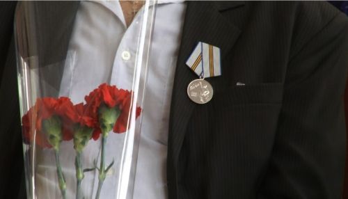 Ветеранам ВОВ вручили медали к 75-летию Победы: что вспоминают участники войны