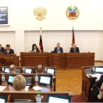 Прихоть президента: не все алтайские депутаты за поправки в Конституцию