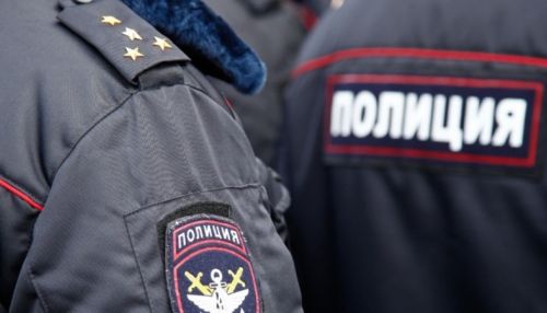 Двух полицейских в Москве уволили за селфи в морге