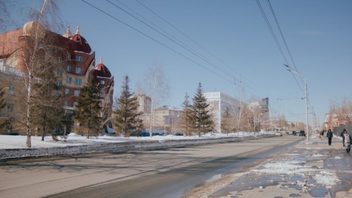 Сильный ветер и снег с дождем: Алтайский край во власти непогоды