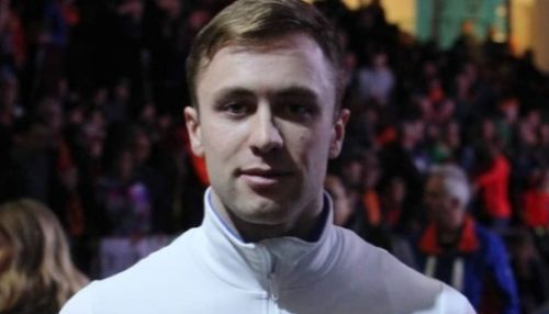 Барнаульский конькобежец Виктор Муштаков выиграл международные соревнования