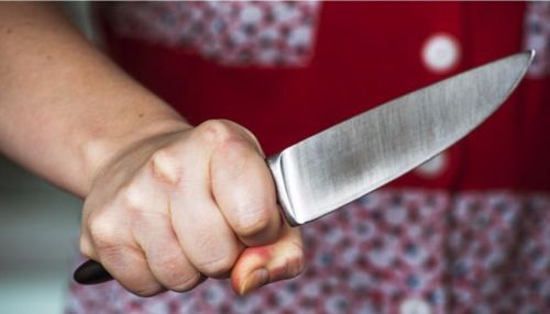 Обливала кипятком, резала ножом: женщину на Алтае осудили за покушение на мужа