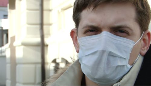 Дефицит масок в Барнауле, спекуляции и слухи о коронавирусе: откуда ждать беды