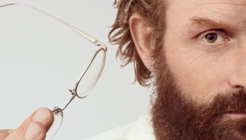 Политики, актеры, олигархи: кто из знаменитостей заболел коронавирусом