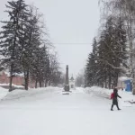 Штормовой ветер и снег накроют Алтайский край 30 марта
