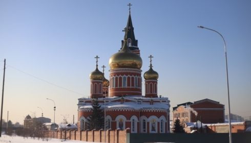 Барнаульский священник рассказал о рисках посещения храма и молитвах от вируса