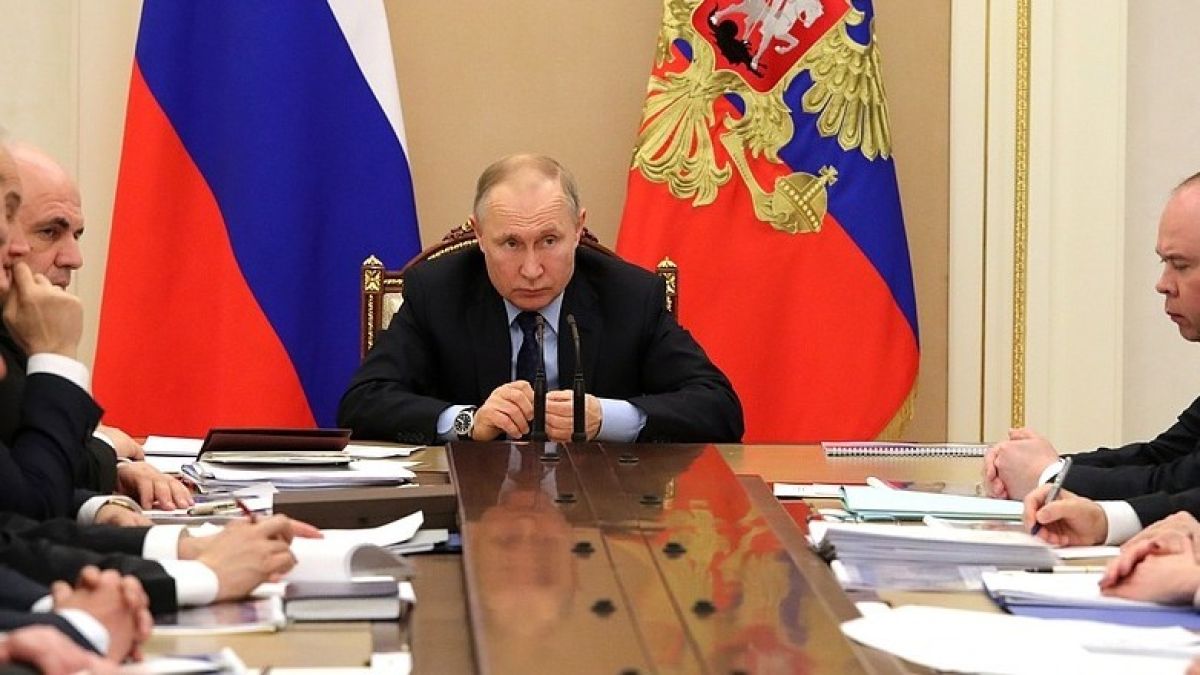 Путину доложили о вбросе фейка о коронавирусе в Алтайском крае