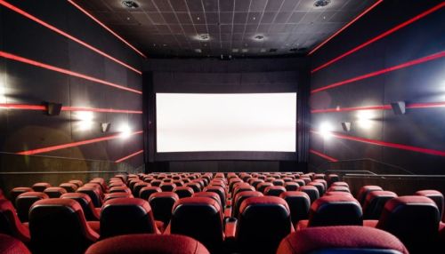 Российские кинотеатры могут закрыть из-за коронавируса