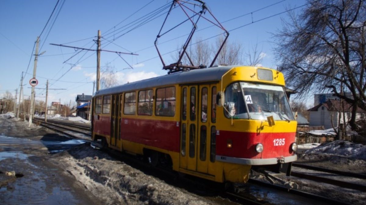 Барнаульские трамваи раскрасят граффити