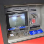 Банки в России могут ограничить выдачу наличных через некоторые банкоматы