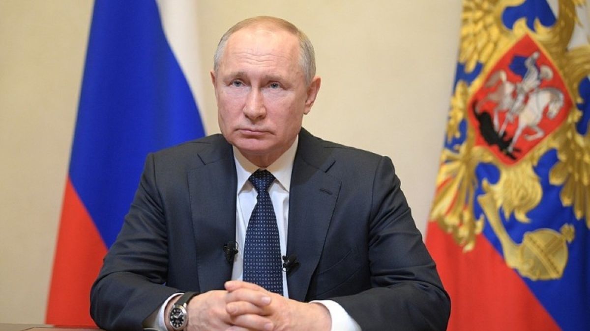 Путин добавил пять тысяч рублей к маткапиталу на каждого ребенка