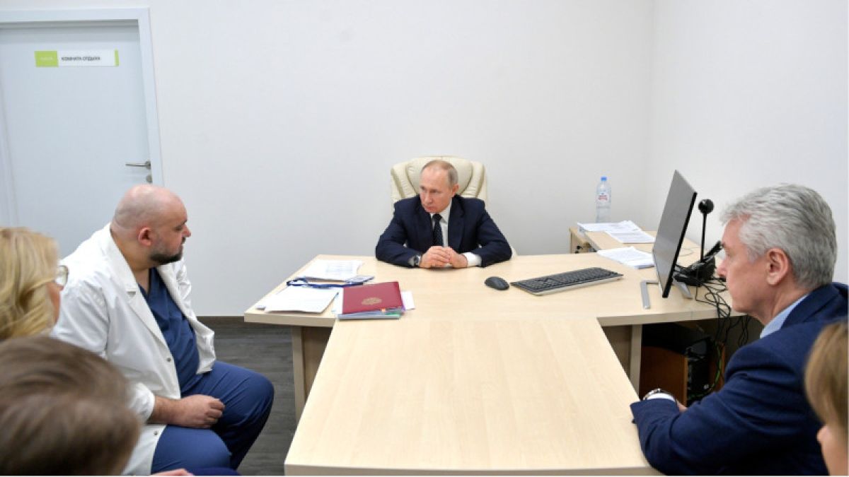 Путин заявил о переносе даты голосования по поправкам в Конституцию
