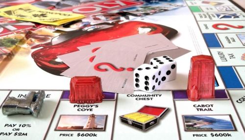 Чем заняться на карантине: азартные настольные игры для двух-четырех человек