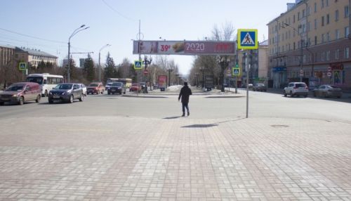В центре пусто, многие в масках: как выглядит Барнаул во время карантина