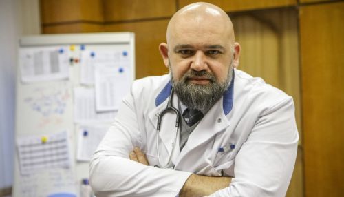 Челюсть упала: главврач Коммунарки рассказал о поразивших его случаях COVID-19