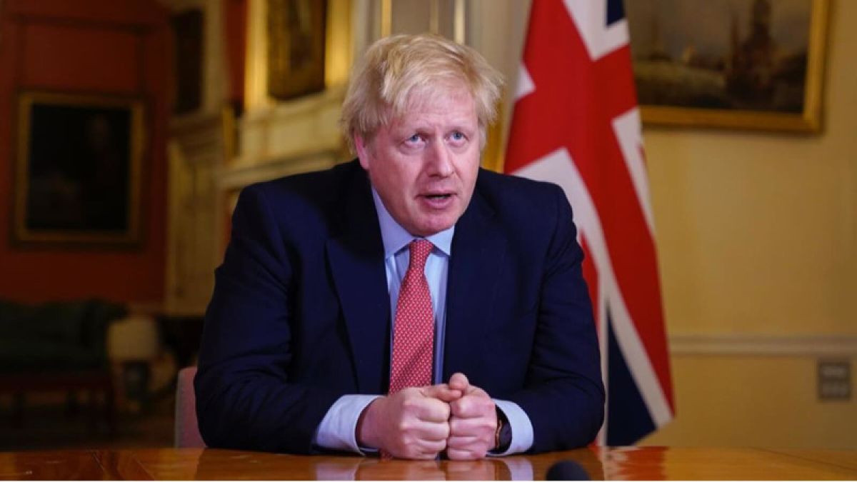 РИА "Новости": премьер-министра Британии Бориса Джонсона подключат к ИВЛ