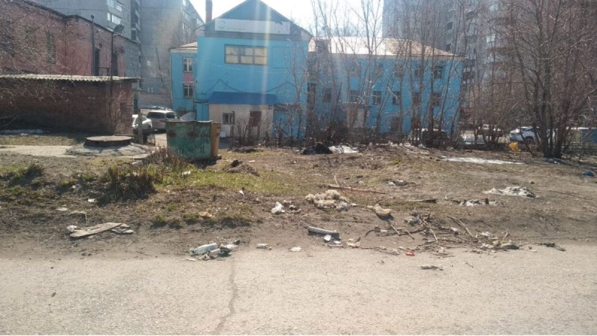 "Какой субботник?!": чистить Барнаул придется городским службам и дворникам