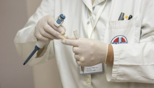 В частной клинике Алтайского края выявлен случай заражения коронавирусом