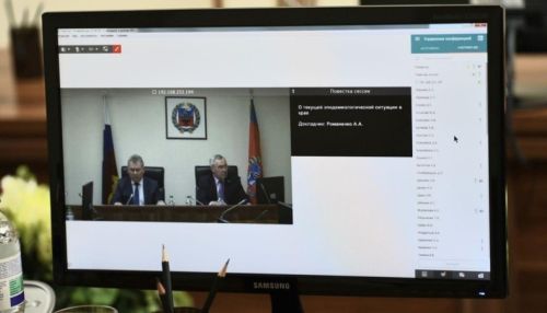 Бедные школьники: депутаты потестили систему для проведения онлайн-сессии