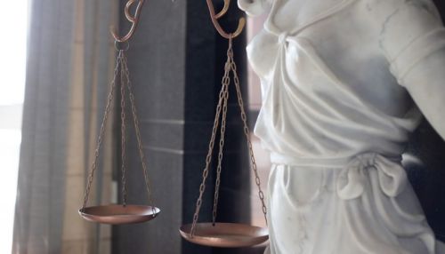 Алтайский минюст пошел против пекарей и бойцов ММА