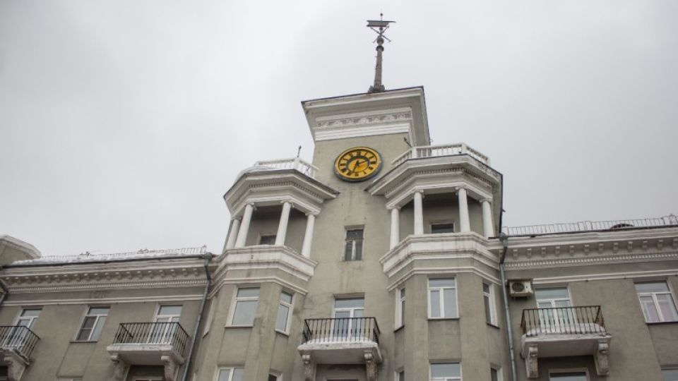Дом под Шпилем, Барнаул