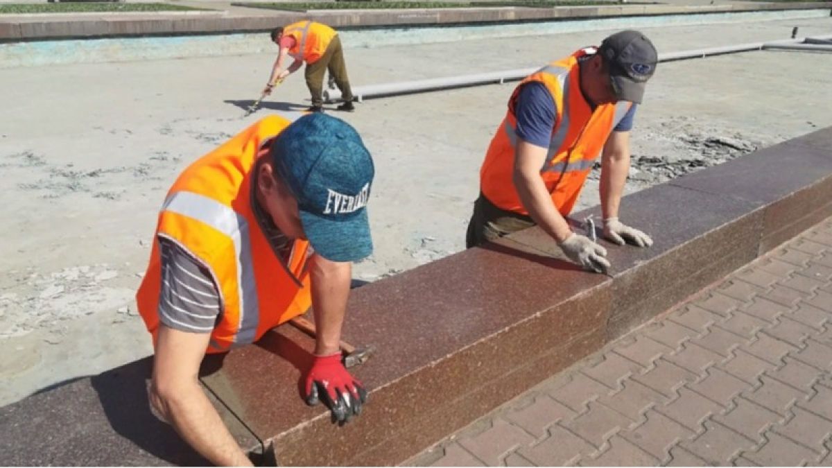 Заработают, но не сейчас: фонтаны в Барнауле готовят к новому сезону