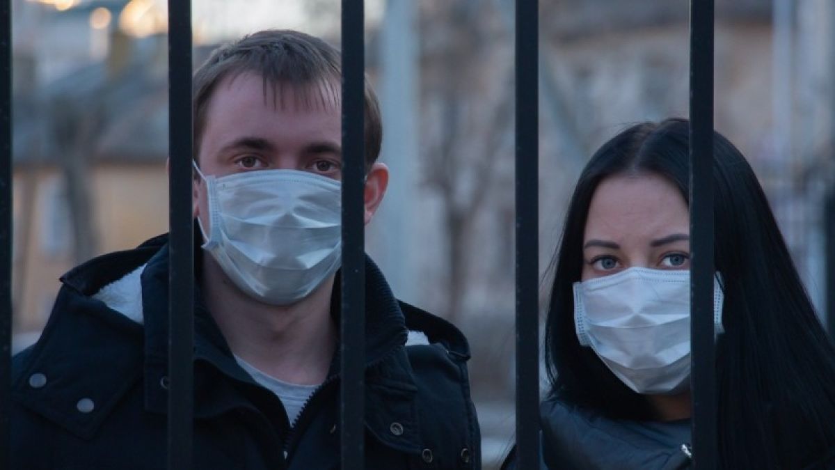 Жителей Змеиногорска с признаками ОРВИ будут проверять на коронавирус