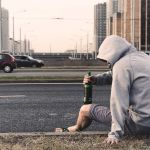 Не спиться на карантине: нарколог Барнаула назвал главные приметы алкоголизма
