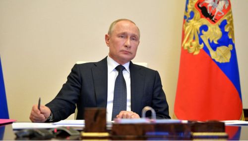 Путин обратится к россиянам у Вечного огня в День победы 9 мая