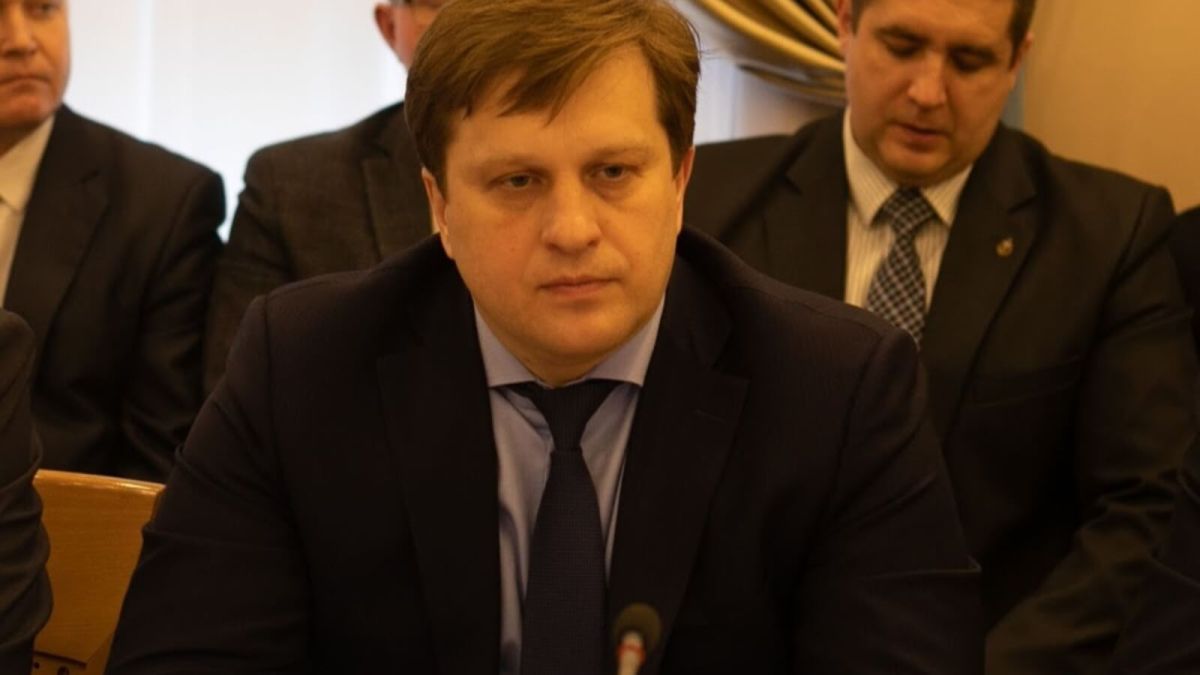 Министр Попов рассказал подробности смертельных случаев от коронавируса на Алтае