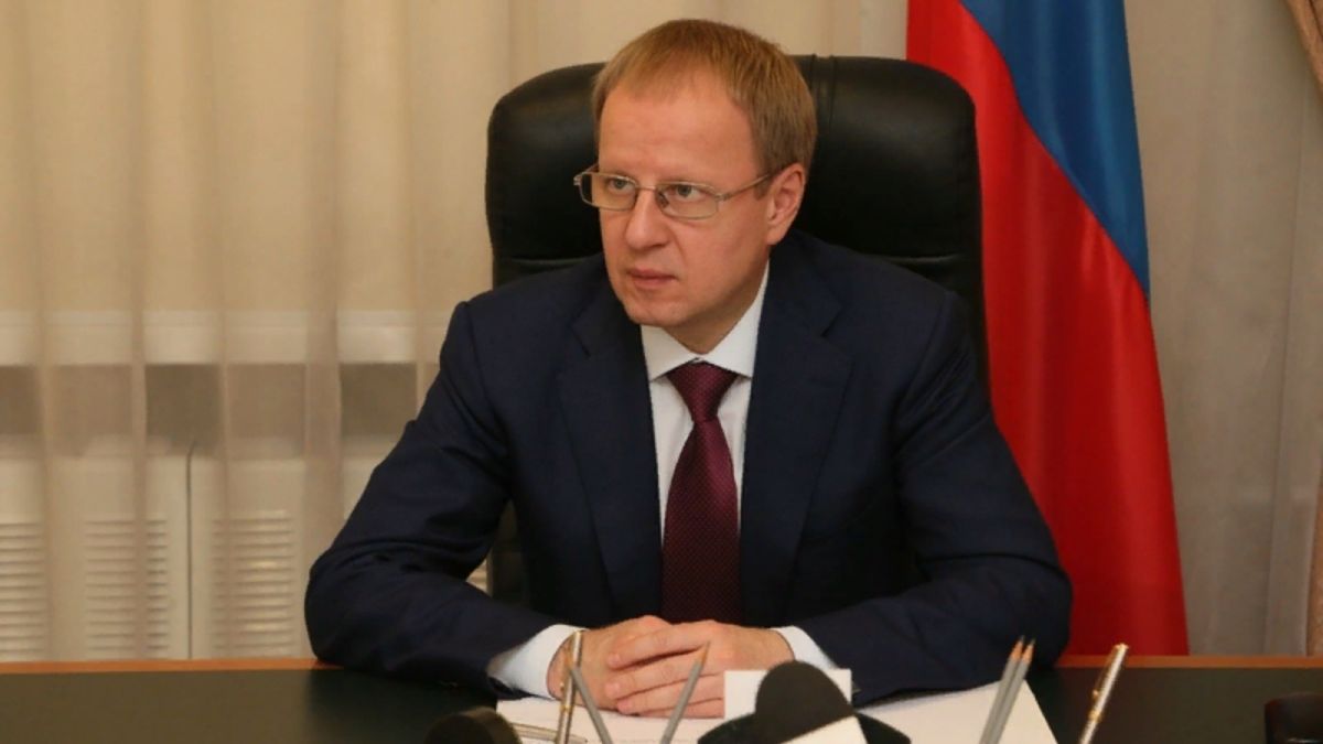 Виктор Томенко ухудшил позиции в рейтинге губернаторов