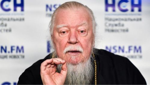 Госпитализирован назвавший пандемию полезной протоиерей Смирнов