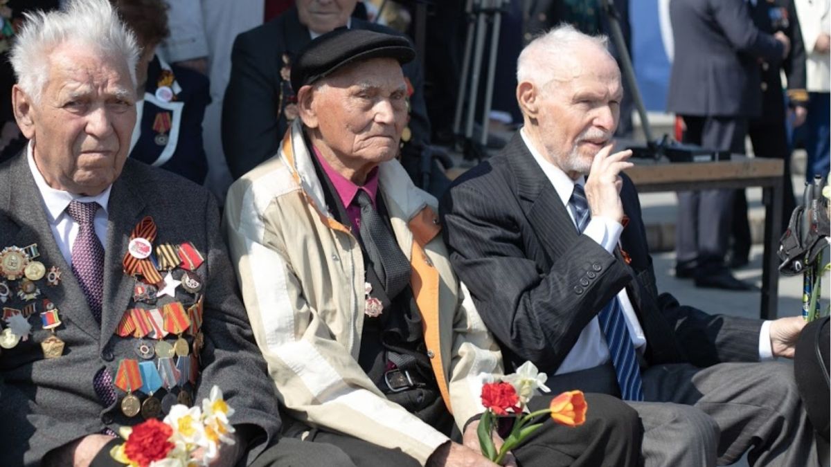 Два ветерана Великой Отечественной войны получили квартиры в крае
