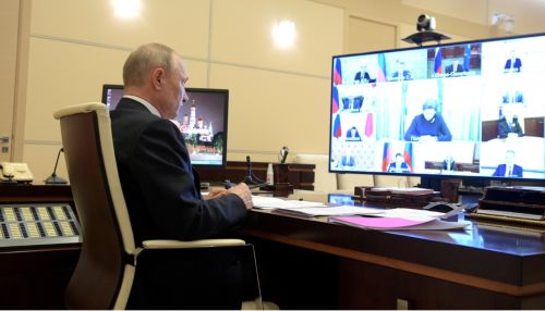 Путин объявил о завершении единого периода нерабочих дней