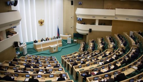 Матвиенко назвала число заболевших COVID сенаторов