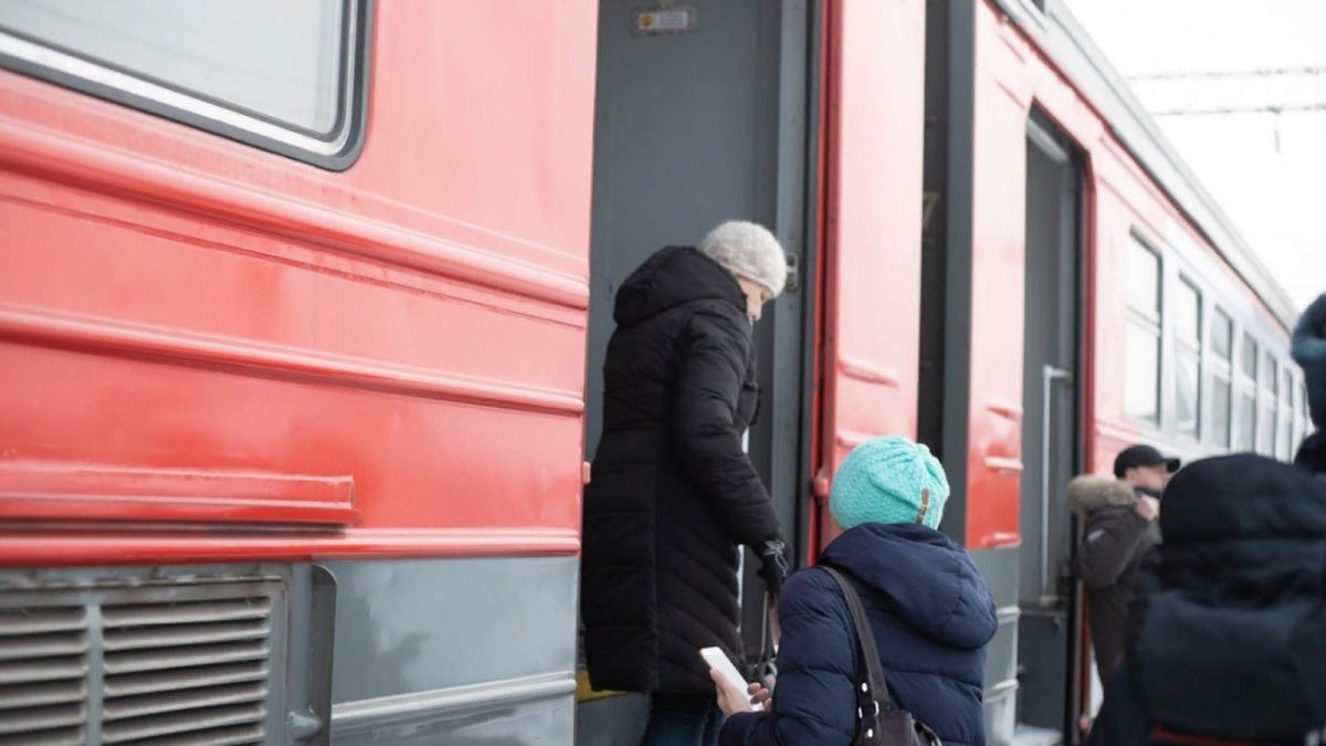 Пригородные поезда на Алтае начнут ходить по новому расписанию