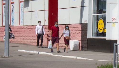 Франк: в Барнауле могут продлить карантин из-за несоблюдения масочного режима