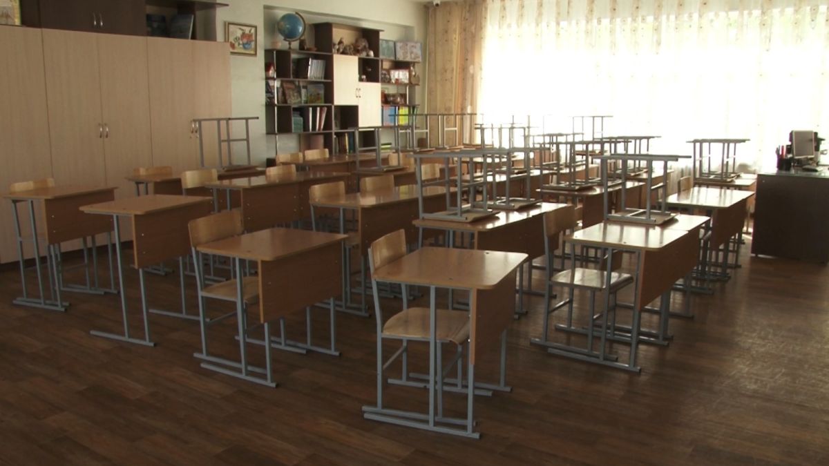 Последнего звонка не будет: школьные выпускные в этом году пройдут онлайн