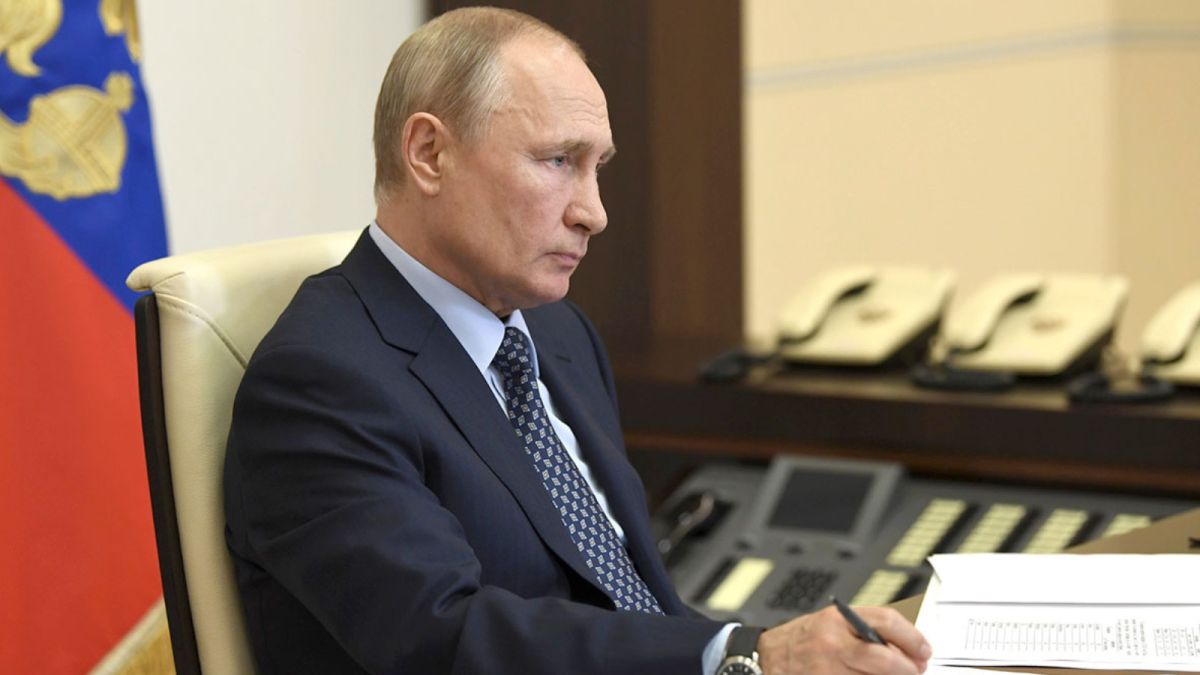 Приключения ручки Путина попали в заголовки российских СМИ