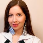 Блогер Диденко устроила вечеринку по случаю проводов старой груди