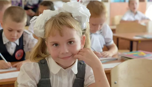 В российских школах могут запретить телефоны и умные часы