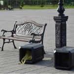 Вырвали подсветку фонтана, сломали скамейки: в Барнауле разгромили площадь Мира