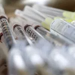 На Алтае пациенты рассказали об отказе принимать в ЦРБ без прививки от COVID