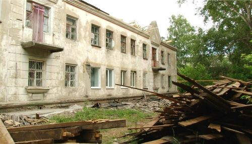 Коммунальный патруль: жильцы дома в Барнауле 19 лет живут без горячей воды