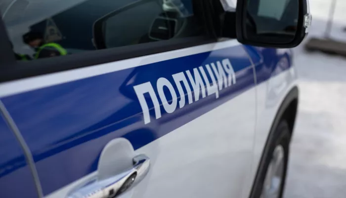 Житель Алтайского края украл сейф у друга, открыв квартиру дубликатом ключей